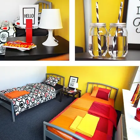 ホステル Hello *